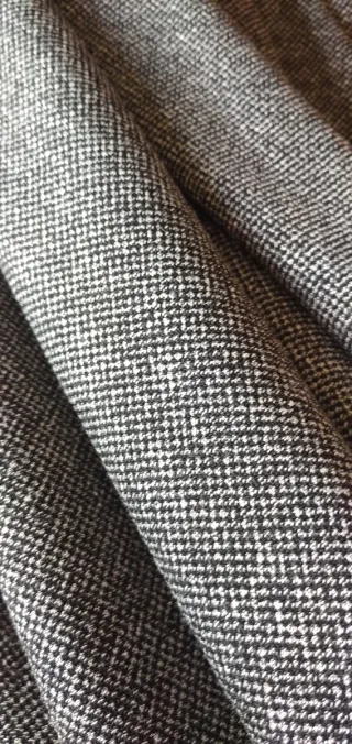 Tela gris y blanca de confección 2m