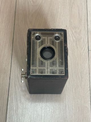 Cámara de cajón Kodak Brownie Junior Six-20