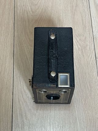 Cámara de cajón Kodak Brownie Junior Six-20