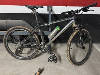 Bicicleta Rockrider 27”