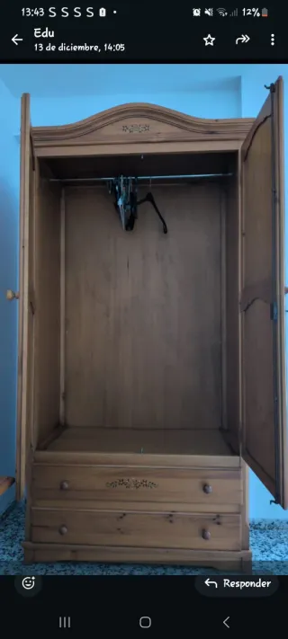 Escritorio de madera maciza con cristal