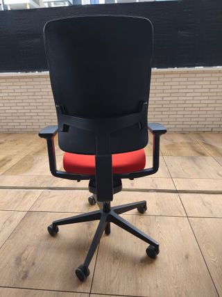 SILLA DE OFICINA O ESTUDIO OERGONÓMICA -STEELCASE.