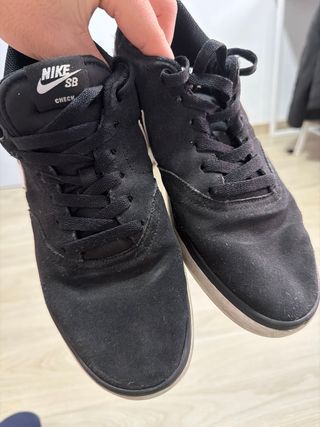 Zapatillas Nike Negras y Blancas