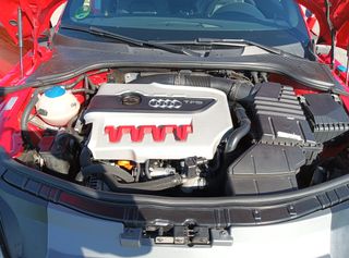 Audi TTS mk2 2009 S-tronic rojo