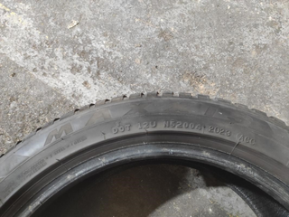 juego de 2 neumáticos 205/50R17, año 2023.