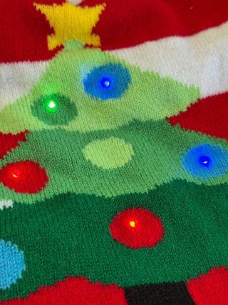 Gorro Navideño con Luces LED