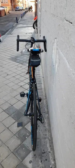 Bicicleta Cube Attain GTC Race 56