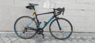 Bicicleta Cube Attain GTC Race 56