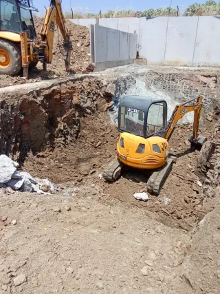 Miniexcavadora JCB 8035 Perkins