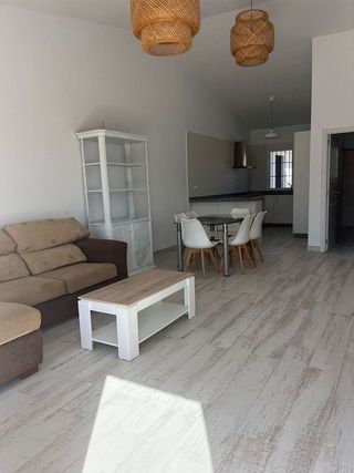 Chalet en alquiler en Pinos de Alhaurín - Periferia en Alhaurín de la Torre