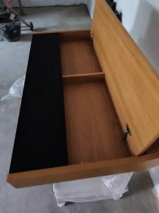 Mesa escritorio madera y negro