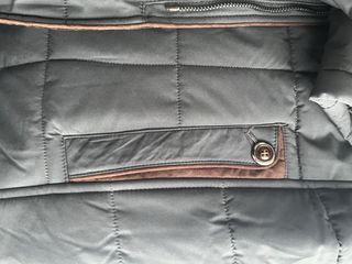 Abrigo acolchado hombre gris