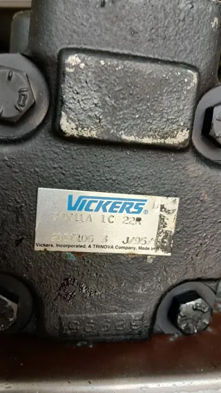 Pompa palette Vickers