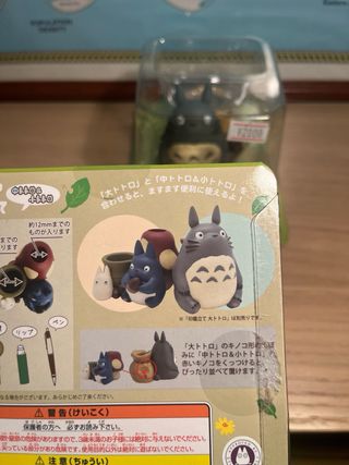 Portasellos portalápices Totoro