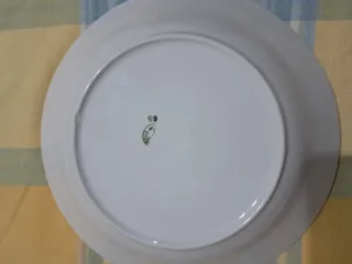 2Platos vintage, hondos,La Cartuja Oro