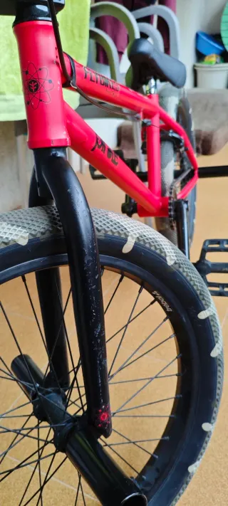 Bicicleta BMX Flybikes Electron Roja