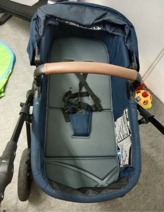 Carrito de bebé Kinderkraft moov