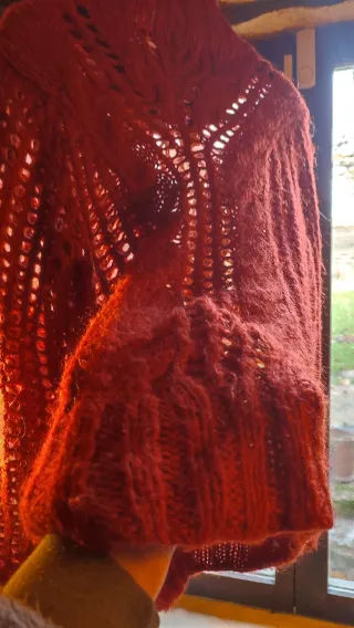 Jersey Mango punto calado cuello alto