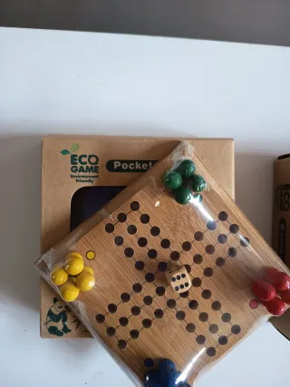 Juego de mesa de inteligencia de madera