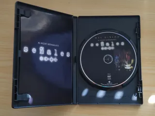 DVD "Señales" de M. Night Shyamalan con Mel Gibson
