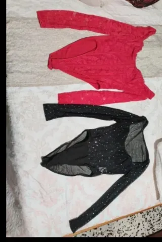 Bodys de encaje y brillantes