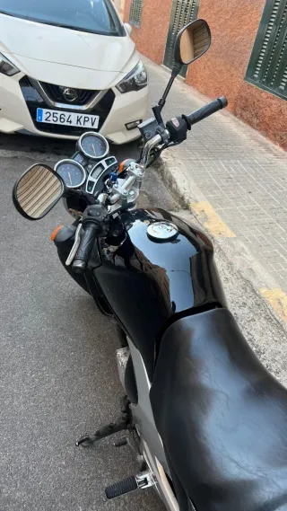 Yamaha YBR 250 cc Moto