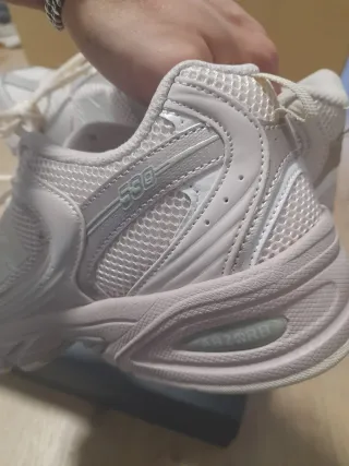 Zapatillas New Balance 530 blancas/plateadas