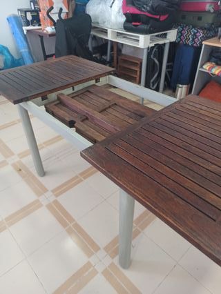 Mesa de teca extensible para terraza