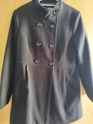 Abrigo Trechos Negro Talla 42