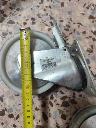 Ruedas giratorias para muebles (2 unidades)