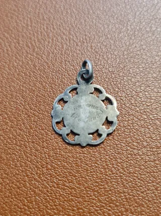 Medalla Virgen de Lourdes Plata