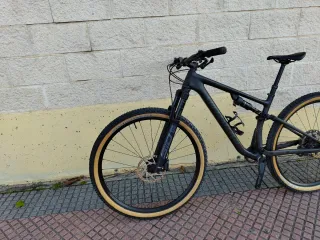 Bicicleta Specialized EVO Comp Carbon