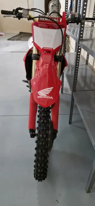 Honda CRF 450 edición 50 Aniversario 2023