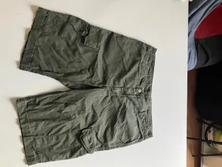 Carhartt cargo shorts military green
