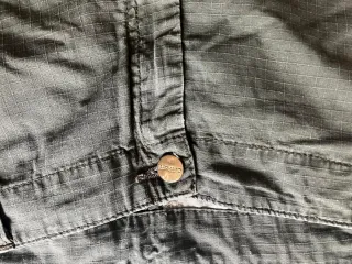 Carhartt cargo shorts military green