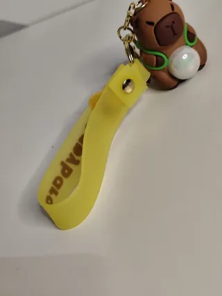 Porta-chaves Capivara com luz