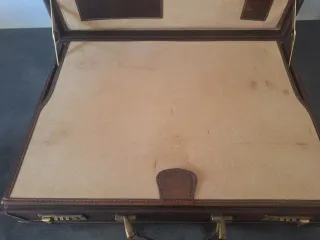 Valigetta 24H in pelle marrone