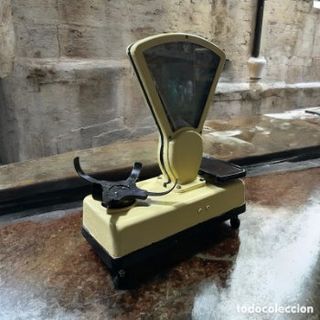 Báscula antigua años 50