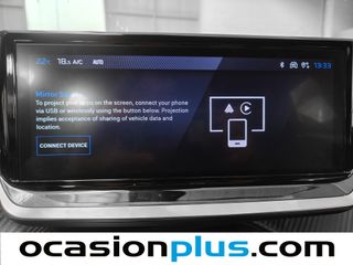 Peugeot 2008 Allure Hybrid eDCS6 107 kW (145 CV)