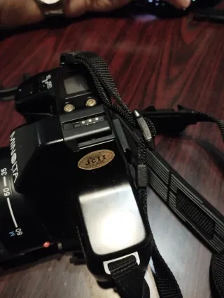 Minolta Dynax 3000i Reflex con Flash