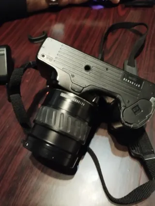 Minolta Dynax 3000i Reflex con Flash