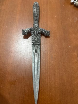 Espada decorativa antigua