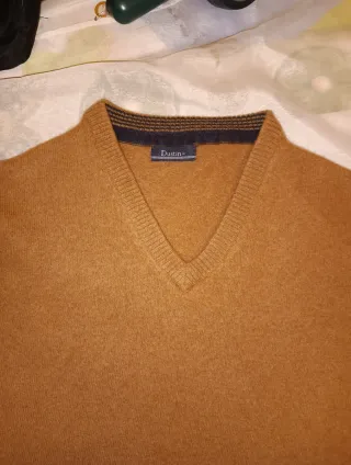 Polo azul y jersey marrón Distin