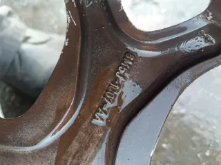 Llantas sueltas Ford Focus '08  17"