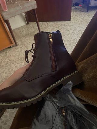 Botines granate con cremallera