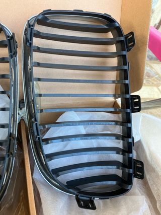 REJILLAS CALANDRAS RADIADOR BMW 120D