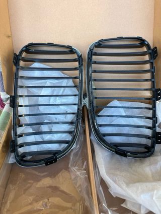REJILLAS CALANDRAS RADIADOR BMW 120D