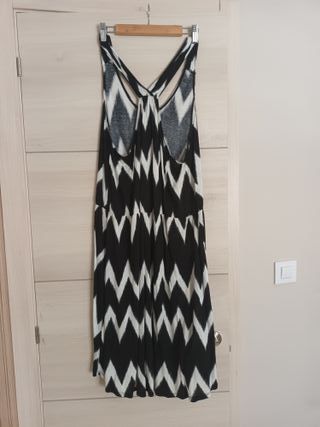 Lote 4 Vestidos Verano marca H&M. Talla 44.