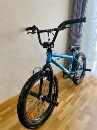 Bicicleta BMX Blu