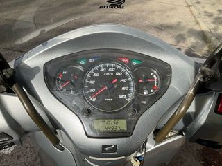 Honda SH300i Plata inyección PGM-F1